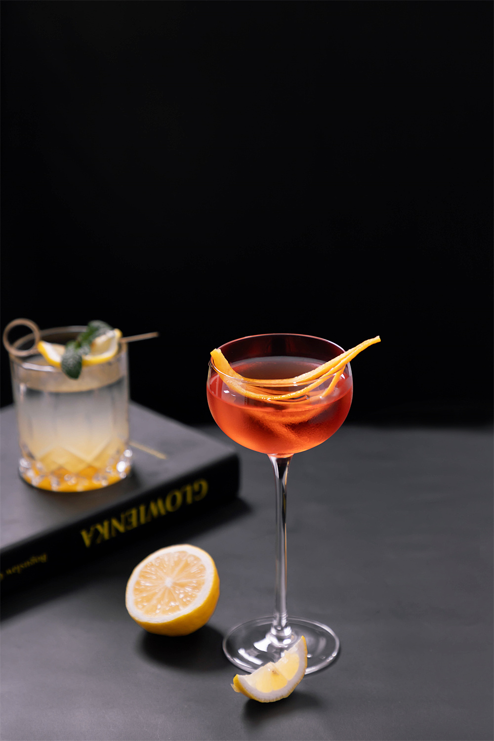 探秘小巷深处的独特调酒秘境,最新调酒风尚揭秘