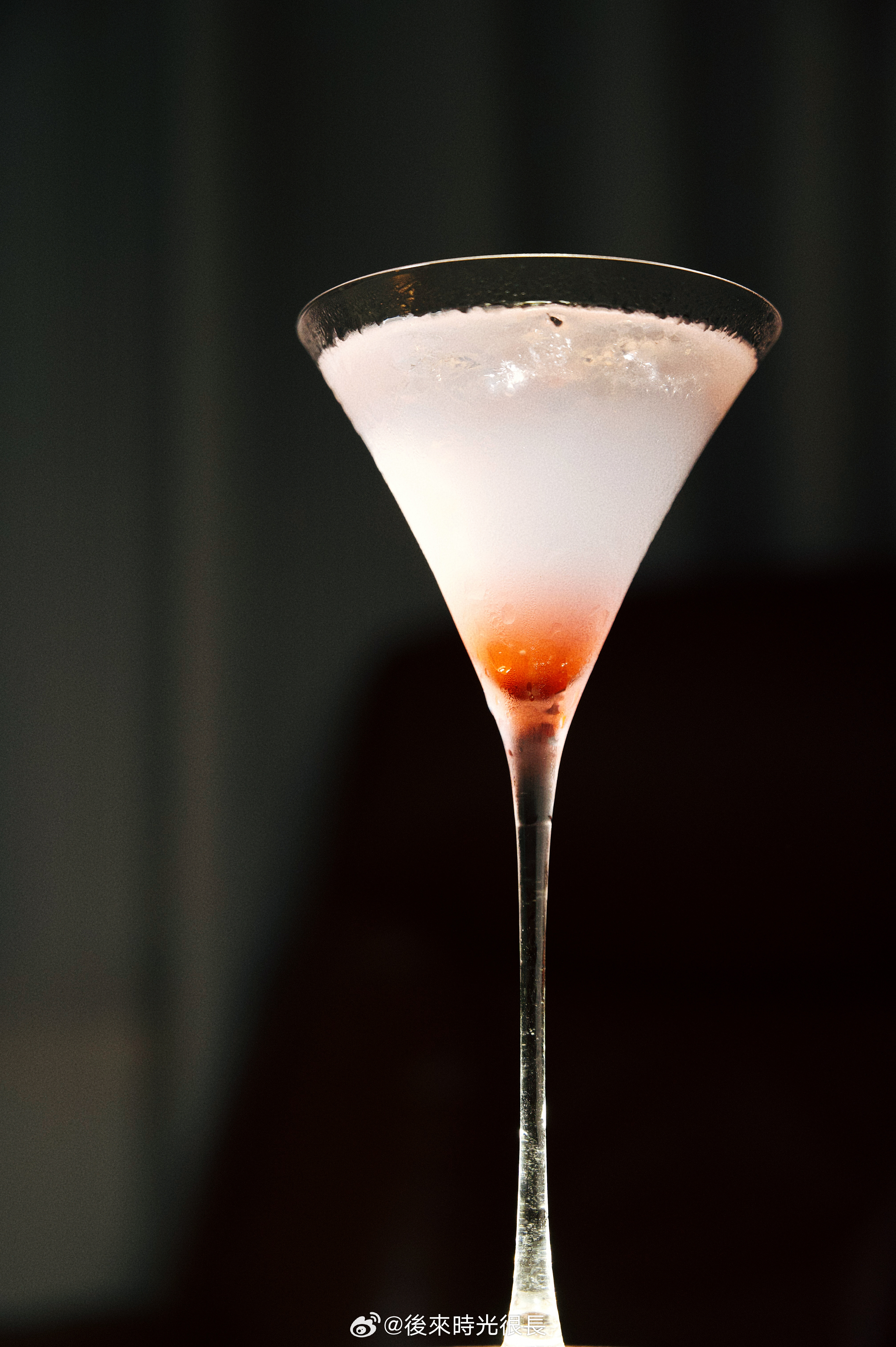 探秘小巷深处的独特调酒秘境,最新调酒风尚揭秘