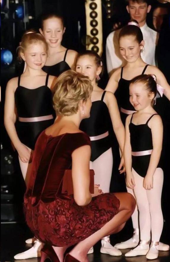 截肢演员,截肢演员,如何完成某项任务或学习某种技能的详细步骤指南