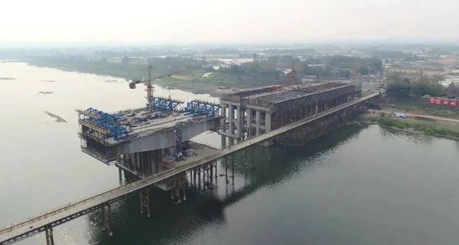 眉山岷江一桥迈向未来,最新进展揭示雄伟通道新姿态