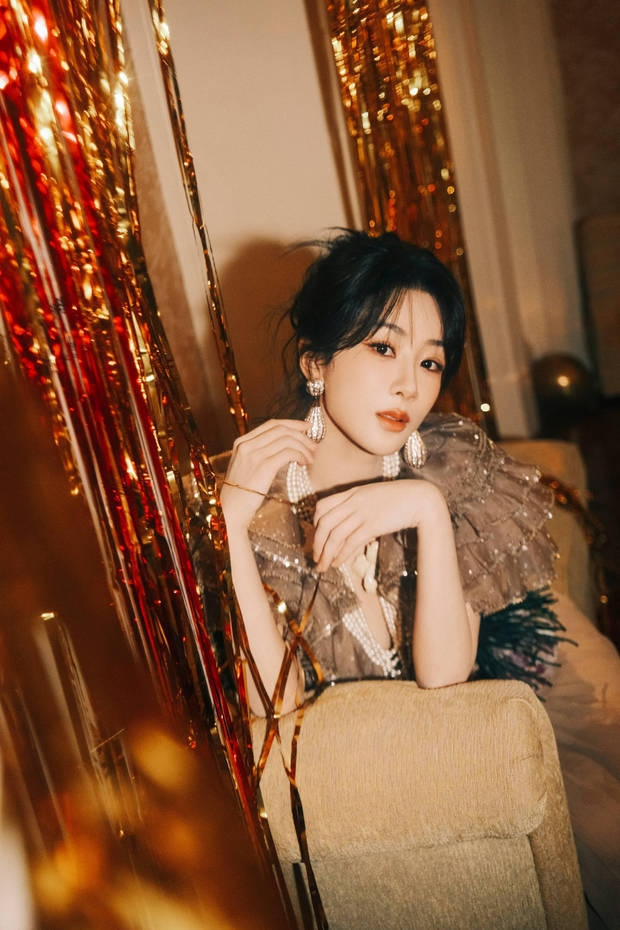 杨紫最新动态🌟实时更新,不容错过!🚀