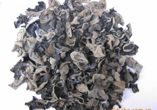 木耳价格最新动态与一场自然美景的探寻之旅