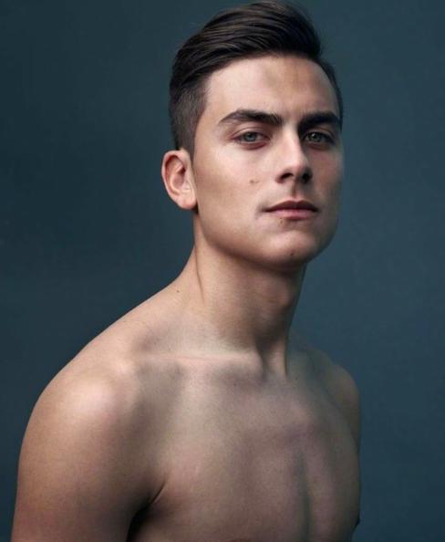 精彩足球赛事来袭,激烈对决等你来观战!