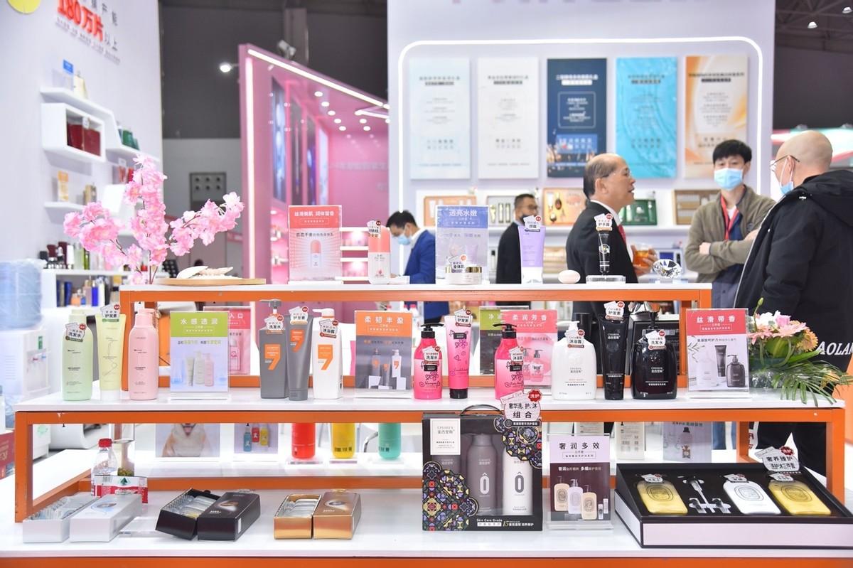 CF最新空白,小巷隐藏宝藏,特色小店的独特魅力探索