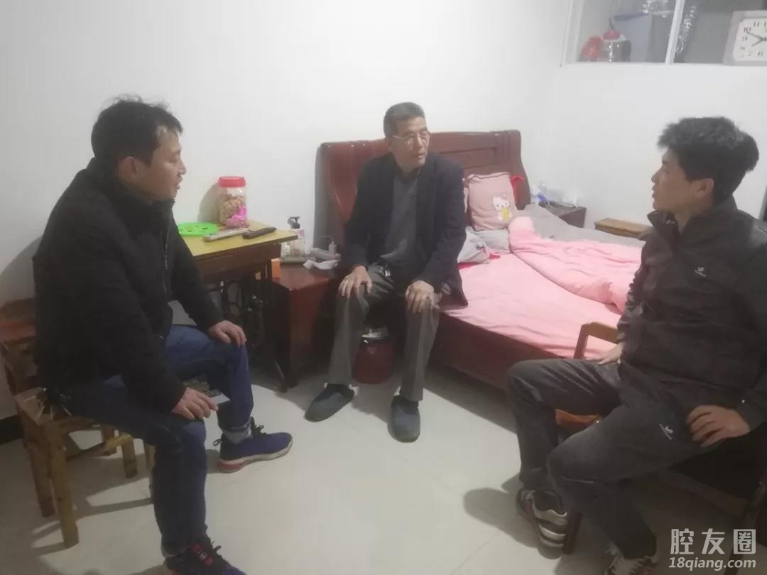 边程最新动态，阳光少年的日常趣事与友情深厚揭秘