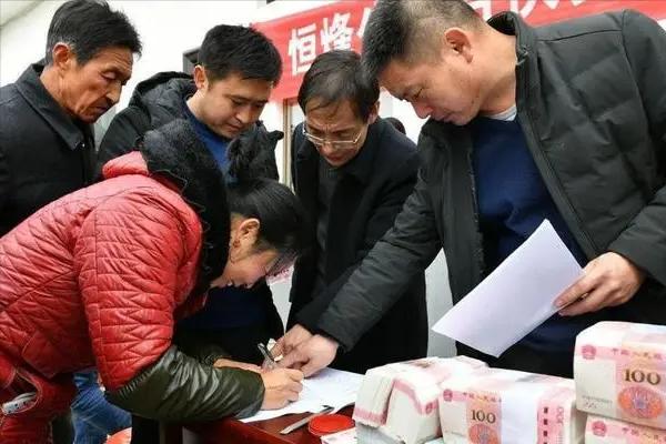 最新退休补贴动态，时代的关照引发社会回响