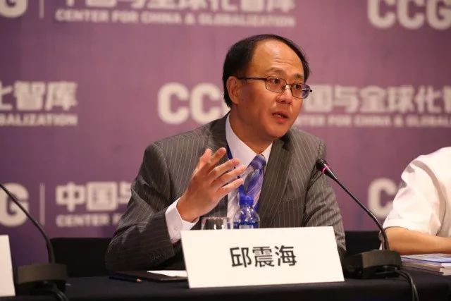 邱震海最新全球战略解读，家庭夜谈会上的深度剖析