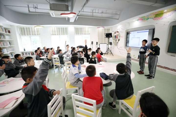 传统与现代交织下的文化碰撞，最新百家讲坛探讨文化传承与创新发展