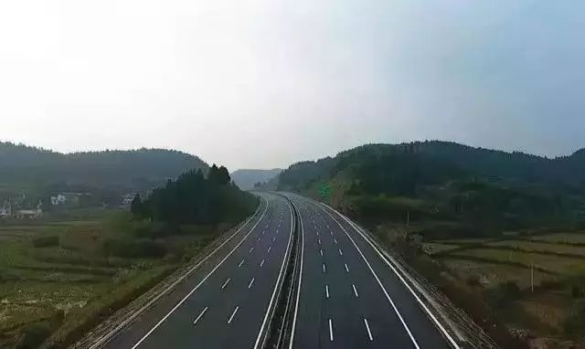 渝蓉高速最新通车消息，科技与生活的无缝对接