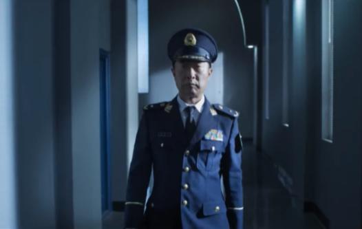 男扮女装小品的日常趣事与舞台魅力展现