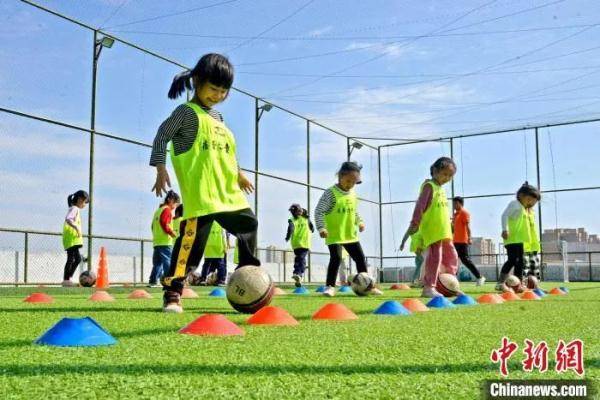 南宁幼儿园转让事件，背景、最新进展及其影响
