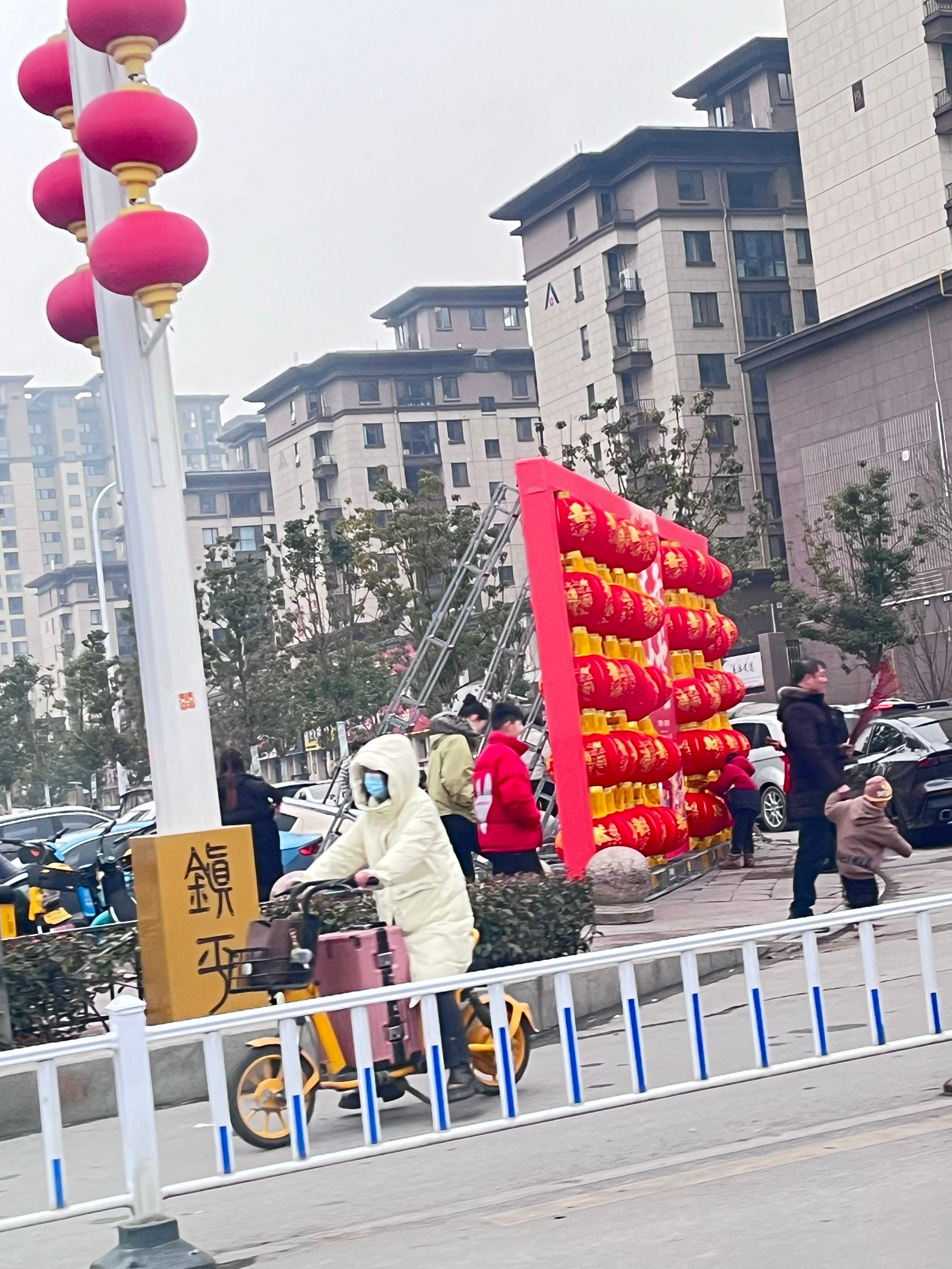 镇平最新红灯区揭秘，背景、事件与影响全解析